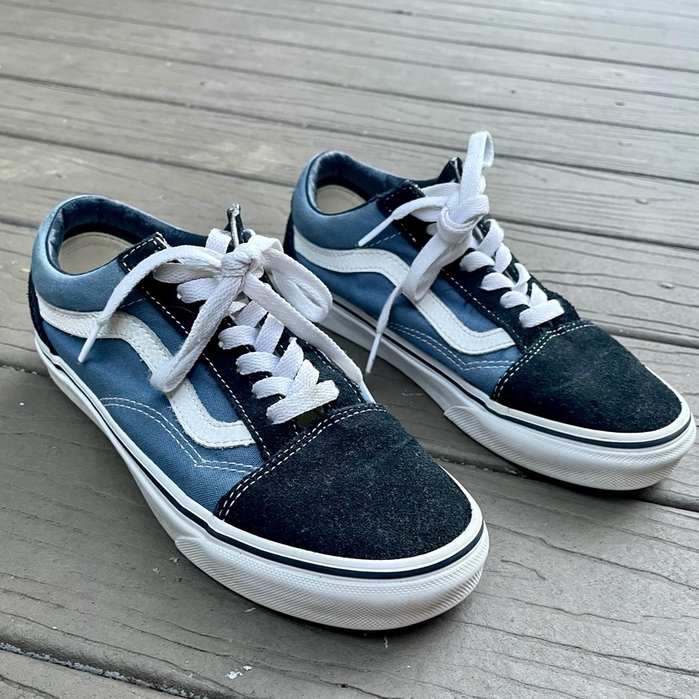 OPEN TO OFFERS women’s old skool vans
